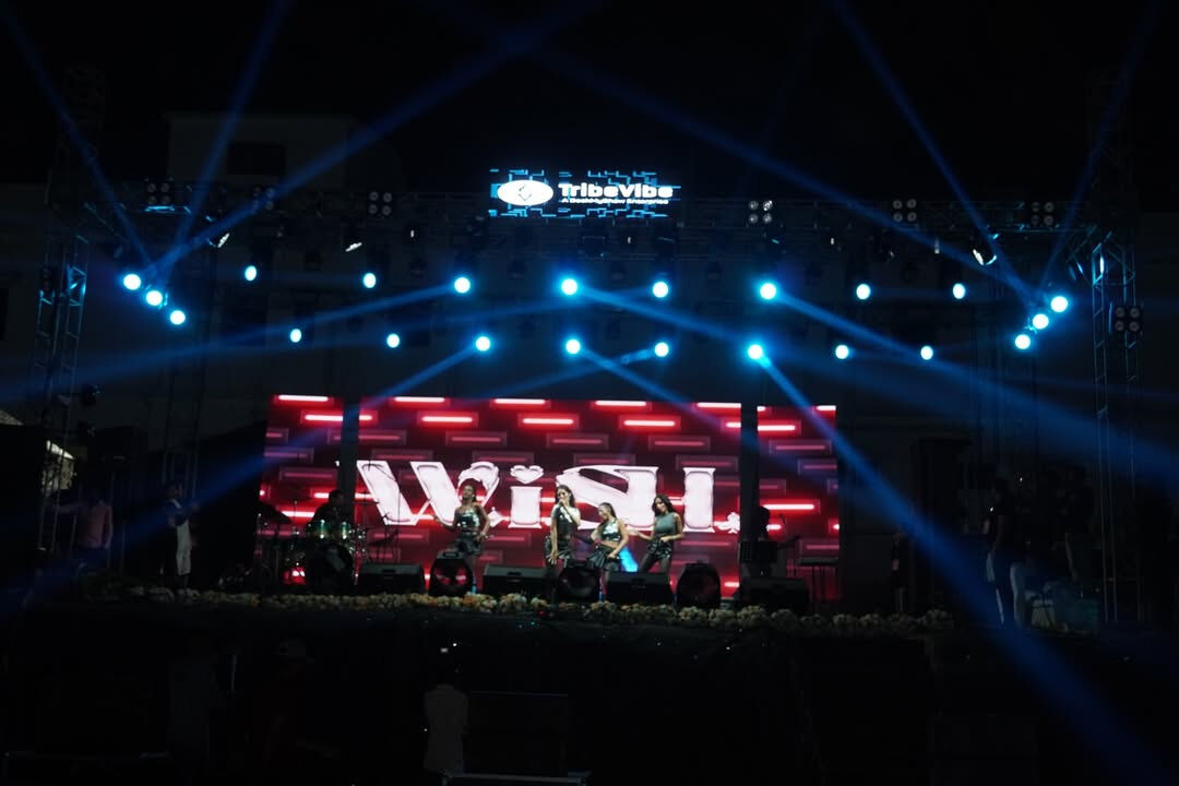 WiSH stage with laser lighting